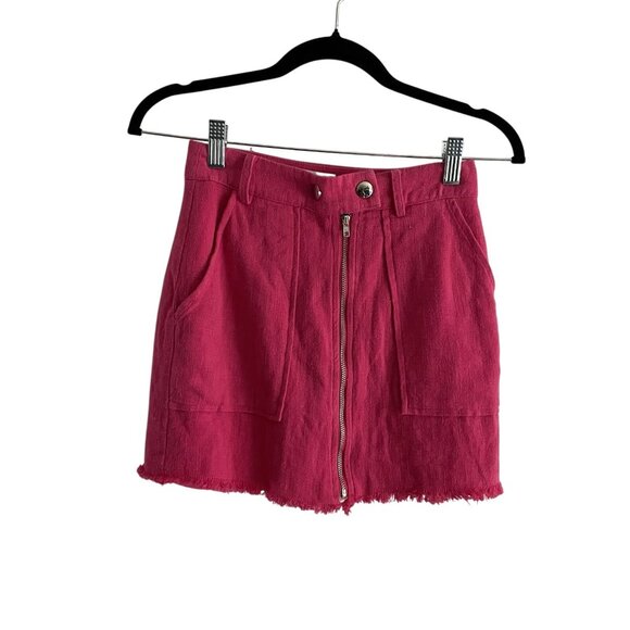 Superdown Women XXS Hot Pink Preppy Pockets Frayed Hem Zip Front Katy Mini Skirt - Picture 2 of 9